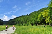 18 Ancora breve tratto di strada asfaltata